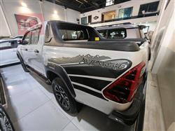 تويوتا هايلوكس